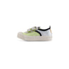 Zapatillas veganas infantiles con velcro DUUO COL NOMO blanco metalizado y verde